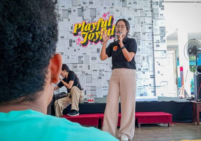 Latihan Dasar Kepemimpinan - Sekolah Desain Grafis Solo