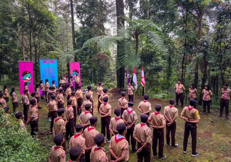 Nature Camping - Sekolah Desain Grafis Solo