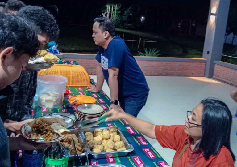 Gladi Rohani - Sekolah Desain Grafis Solo