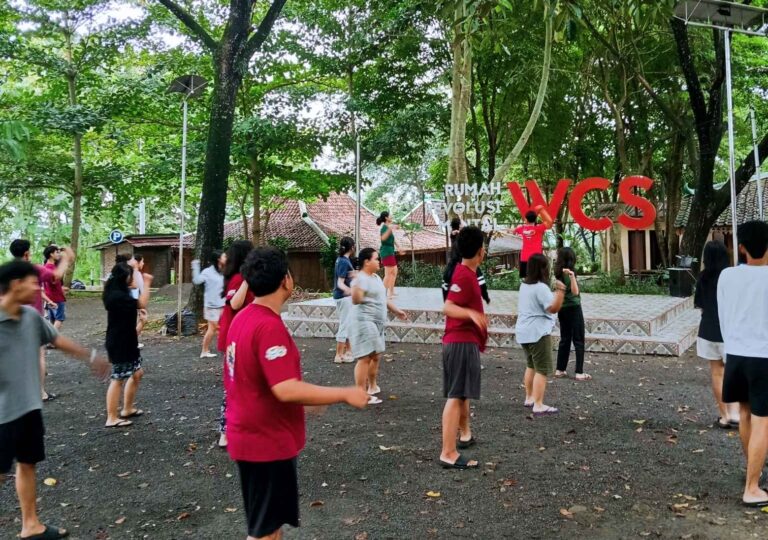 Gladi Rohani - Sekolah Desain Grafis Solo